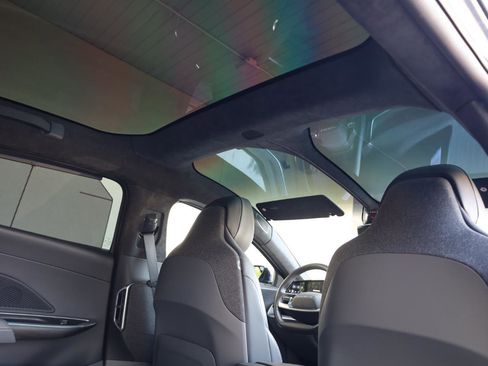 Used 2025 Lucid Air Touring AWD/4WD image 27