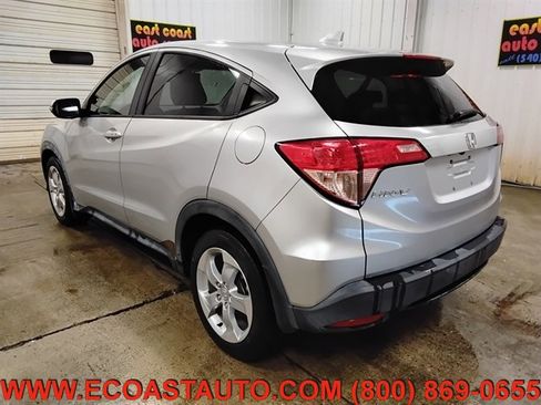 Used 2016 Honda HR-V EX image 6
