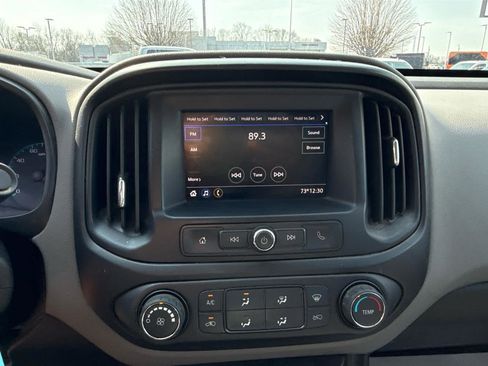 Used 2020 Chevrolet Colorado W/T w/ WT Convenience Package image 14