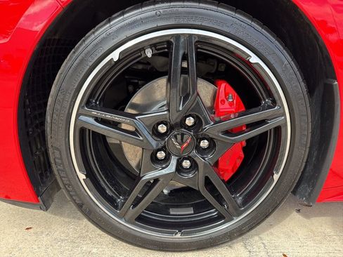 Used 2025 Chevrolet Corvette Stingray Coupe w/ 1LT image 31