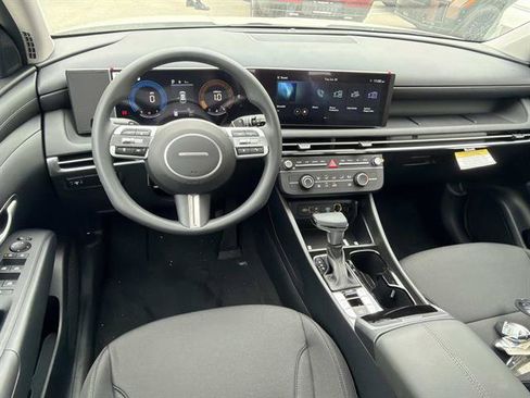 New 2026 Hyundai Tucson SE FWD image 7