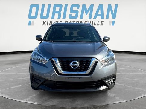 Used 2018 Nissan Kicks SV FWD image 8