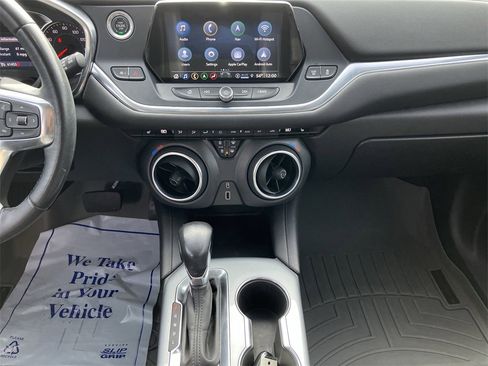 Used 2022 Chevrolet Blazer LT w/ Sound & Technology Package image 16