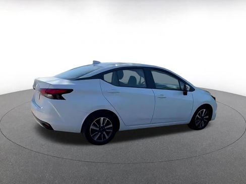 Used 2025 Nissan Versa SV image 14