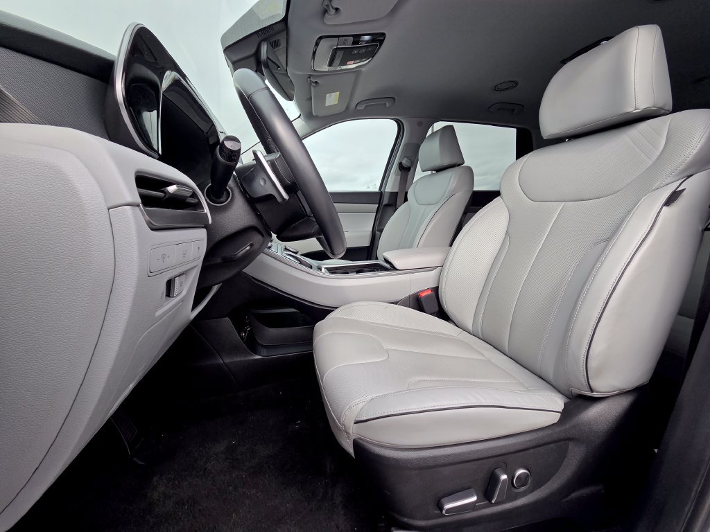 Used 2025 Hyundai Palisade SEL AWD/4WD image 24