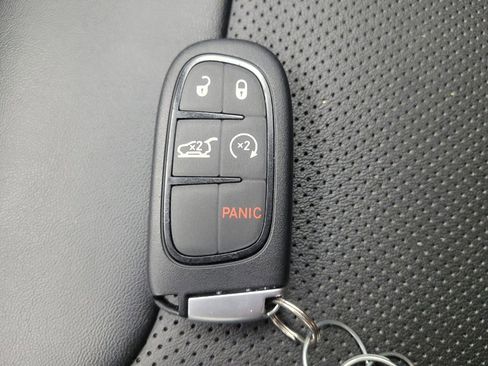 Used 2022 Jeep Cherokee Limited w/ Elite Package image 32