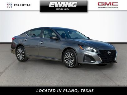 Used 2024 Nissan Altima 2.5 SV