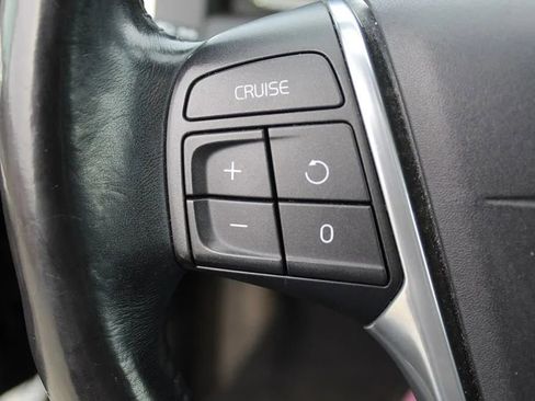 Used 2016 Volvo XC60 T5 Premier AWD/4WD image 14