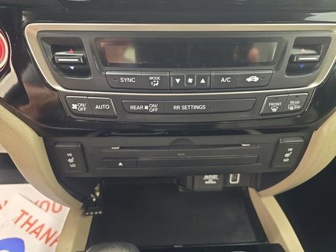 Used 2017 Honda Ridgeline RTL-E image 24
