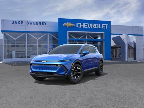 New 2026 Chevrolet Equinox EV LT AWD/4WD image 10