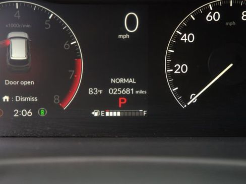 Used 2025 Honda Pilot Sport image 25