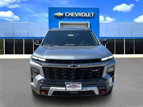 New 2026 Chevrolet Traverse Z71 w/ Enhanced Driving Package image 8