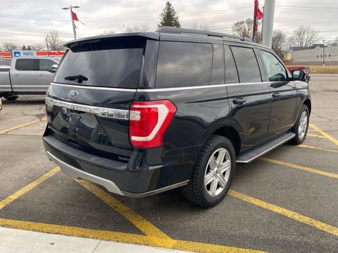 Used 2020 Ford Expedition XLT w/ Equipment Group 202A image 5