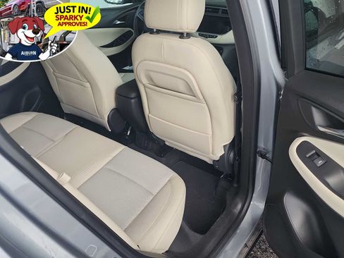 Used 2023 Buick Encore GX Preferred w/ Cold Weather Comfort Package FWD image 5