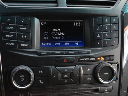 Used 2016 Ford Explorer FWD image 30