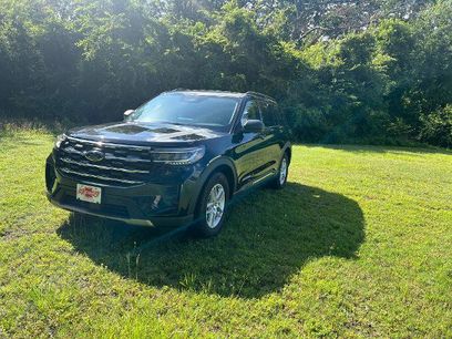 Used 2025 Ford Explorer Active