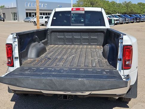 New 2026 RAM 3500 Tradesman AWD/4WD image 9