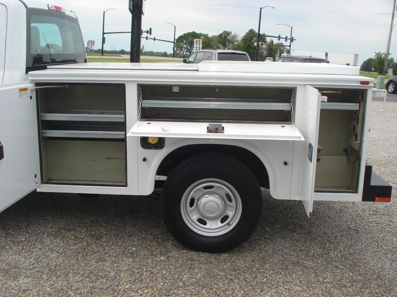 Used 2017 Ford F250 XL w/ Power Equipment Group RWD image 20