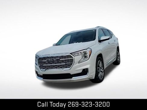 Certified 2022 GMC Terrain Denali image 2