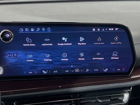 New 2026 Chevrolet Traverse Z71 w/ Driver Confidence Package image 15