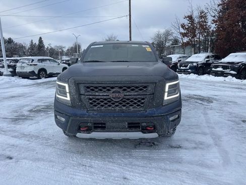 Used 2023 Nissan Titan PRO-4X w/ Pro-4x Convenience Package image 13