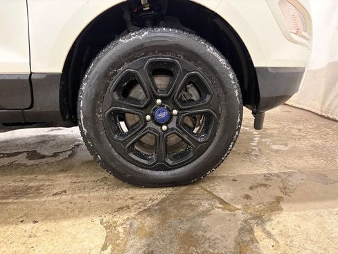Used 2019 Ford EcoSport SE w/ SE Convenience Package image 28