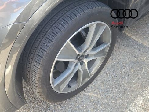 Used 2025 Audi Q5 2.0T Premium w/ Convenience Plus Package AWD/4WD image 5