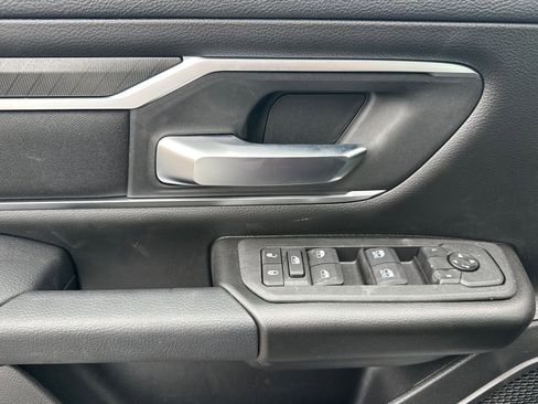 New 2026 RAM 1500 4x4 Crew Cab image 10