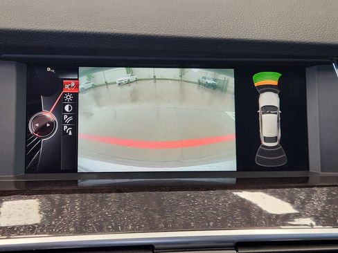 Used 2017 BMW 535i Gran Turismo image 17