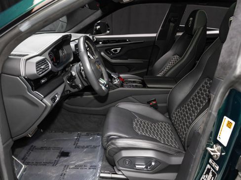 Used 2021 Lamborghini Urus image 50