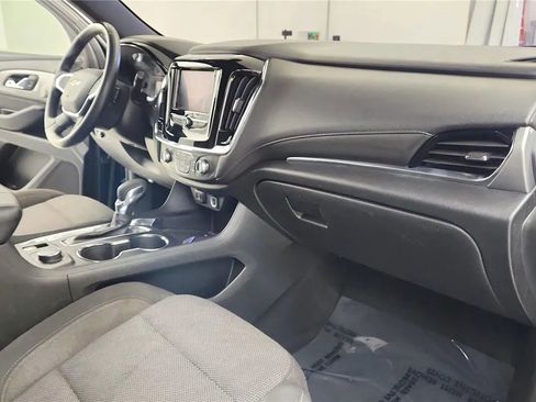 Used 2023 Chevrolet Traverse LT FWD image 23