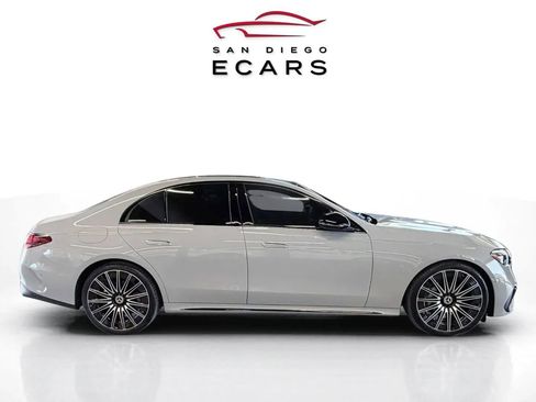 Used 2025 Mercedes-Benz E 350 Sedan image 3