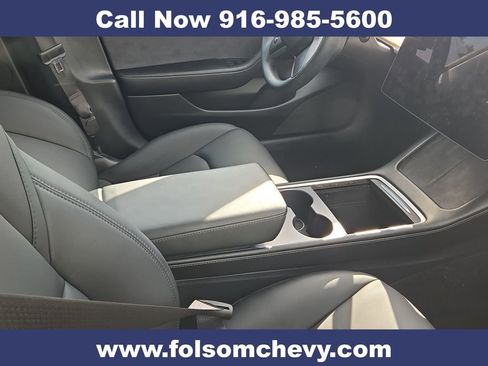 Used 2023 Tesla Model 3 Standard Range RWD image 2
