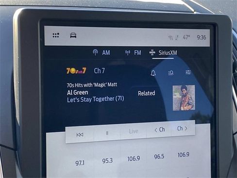 Used 2024 Ford Edge SEL image 27