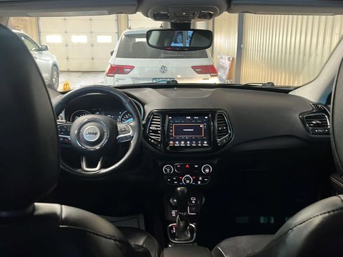 Used 2019 Jeep Compass Limited image 41