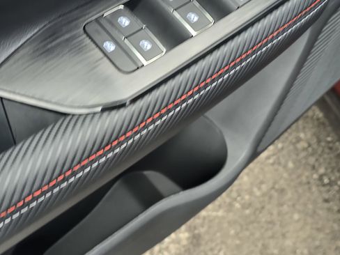 Used 2025 Nissan Kicks SR AWD/4WD image 21