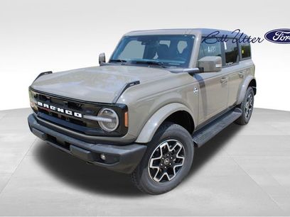 New 2025 Ford Bronco Outer Banks