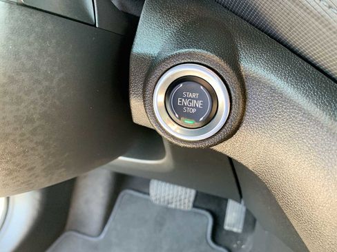 Certified 2022 Chevrolet TrailBlazer LT w/ Convenience Package image 16