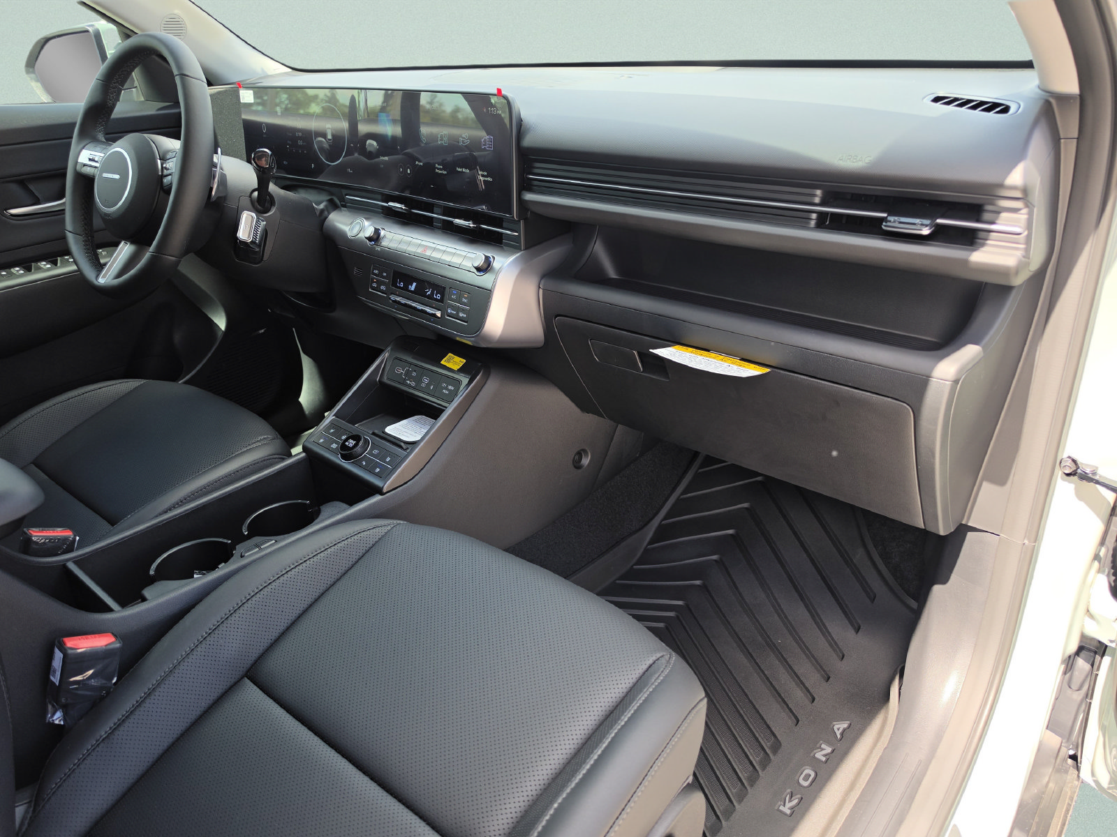 New 2027 Hyundai Kona Limited FWD image 17
