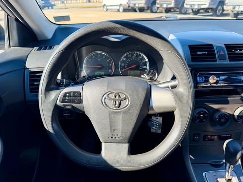 Used 2011 Toyota Corolla S image 15