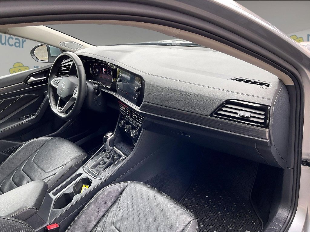Used 2024 Volkswagen Jetta SEL FWD image 14