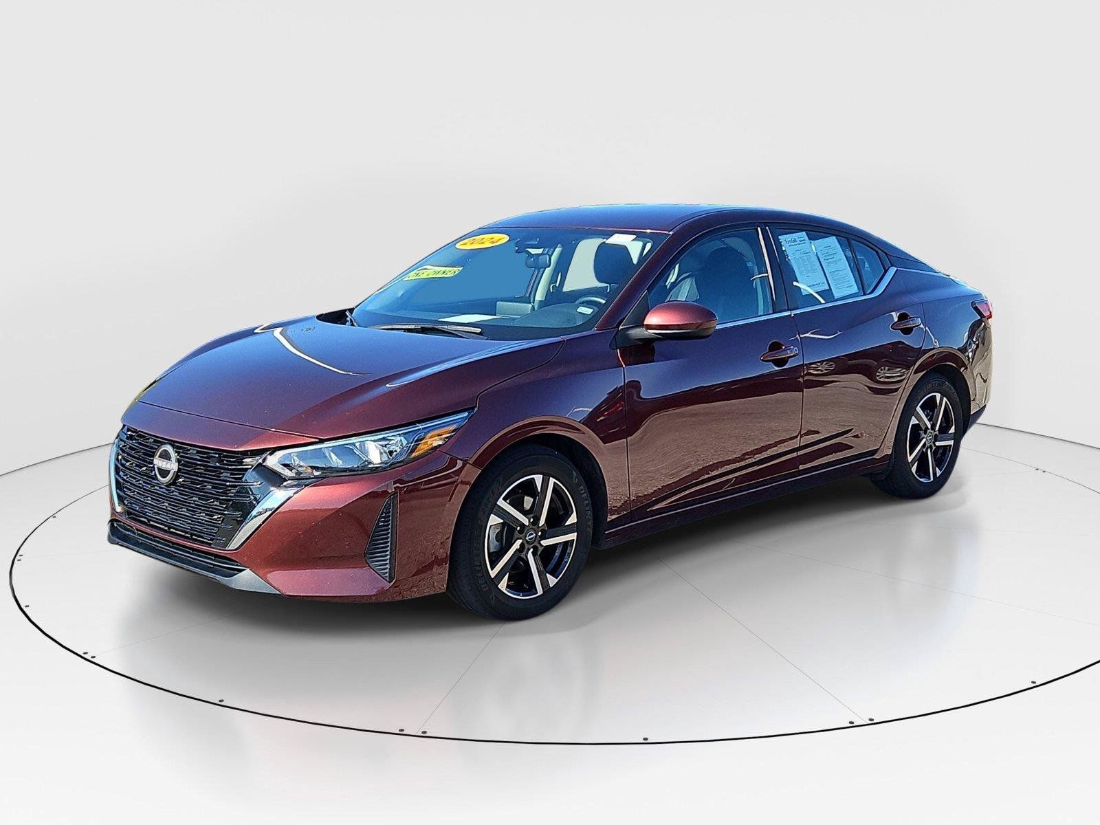 Used 2024 Nissan Sentra SV FWD image 2