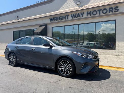 Used 2024 Kia Forte GT-Line w/ GT-Line Premium Package FWD image 1