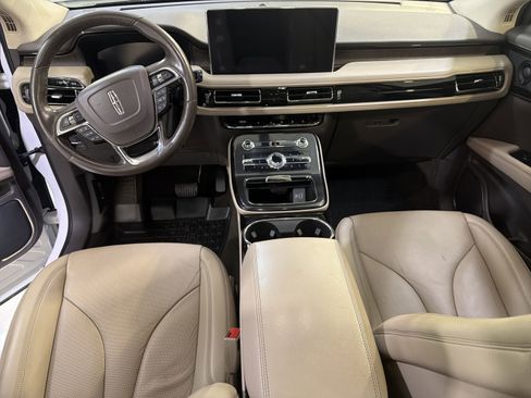 Used 2023 Lincoln Nautilus Reserve w/ Luxury Package AWD/4WD image 22