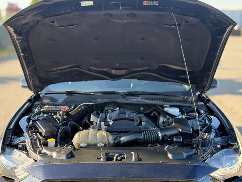 Used 2018 Ford Mustang Premium RWD image 29