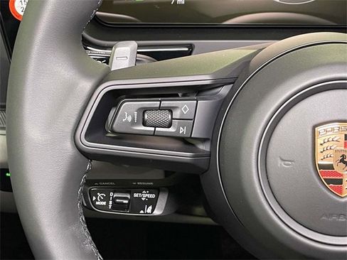 New 2026 Porsche Cayenne image 40