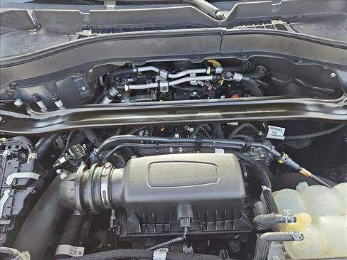 Used 2021 Ford Explorer Limited w/ Equipment Group 301A image 23