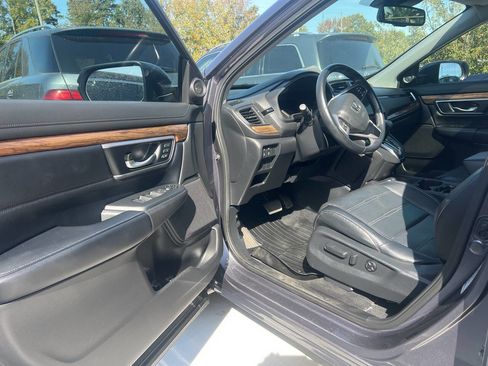 Used 2018 Honda CR-V Touring image 7