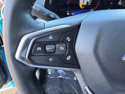 Used 2025 Chevrolet Trax LT w/ Driver Confidence Package FWD image 24