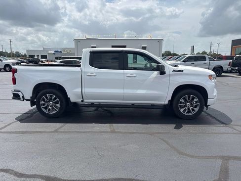 Used 2024 Chevrolet Silverado 1500 RST w/ Z71 Off-Road Package AWD/4WD image 8